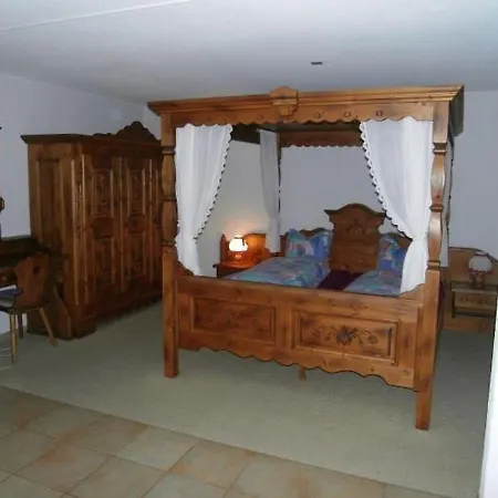 Апартаменты Apartment Schwizi'S Holiday Apartments *